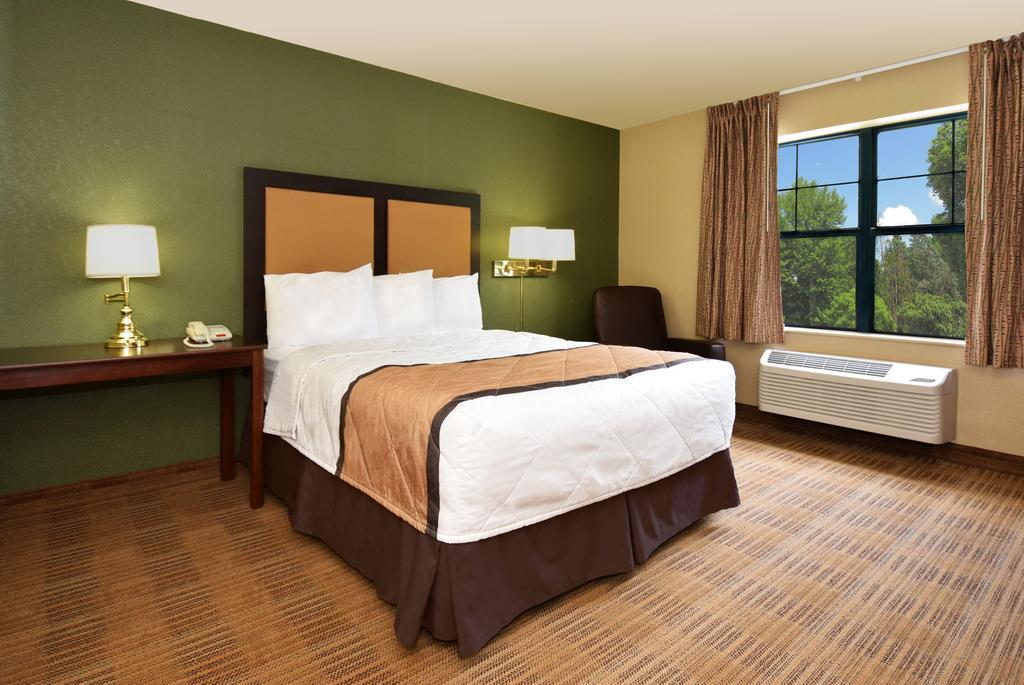 Extended Stay America Select Suites - Detroit - Roseville Exteriör bild