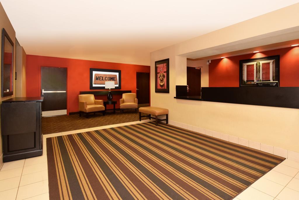 Extended Stay America Select Suites - Detroit - Roseville Exteriör bild